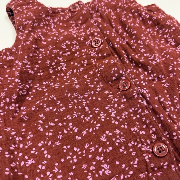 GAP 2-Piece Outfit! (Size 4) - Picture 5 of 9